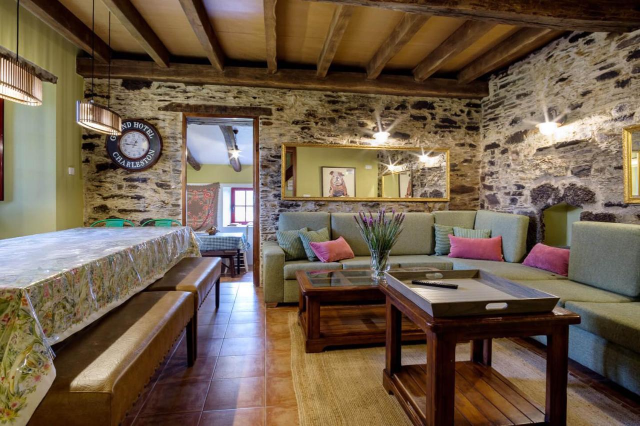 Aldea A Painza Pension Arzúa Buitenkant foto
