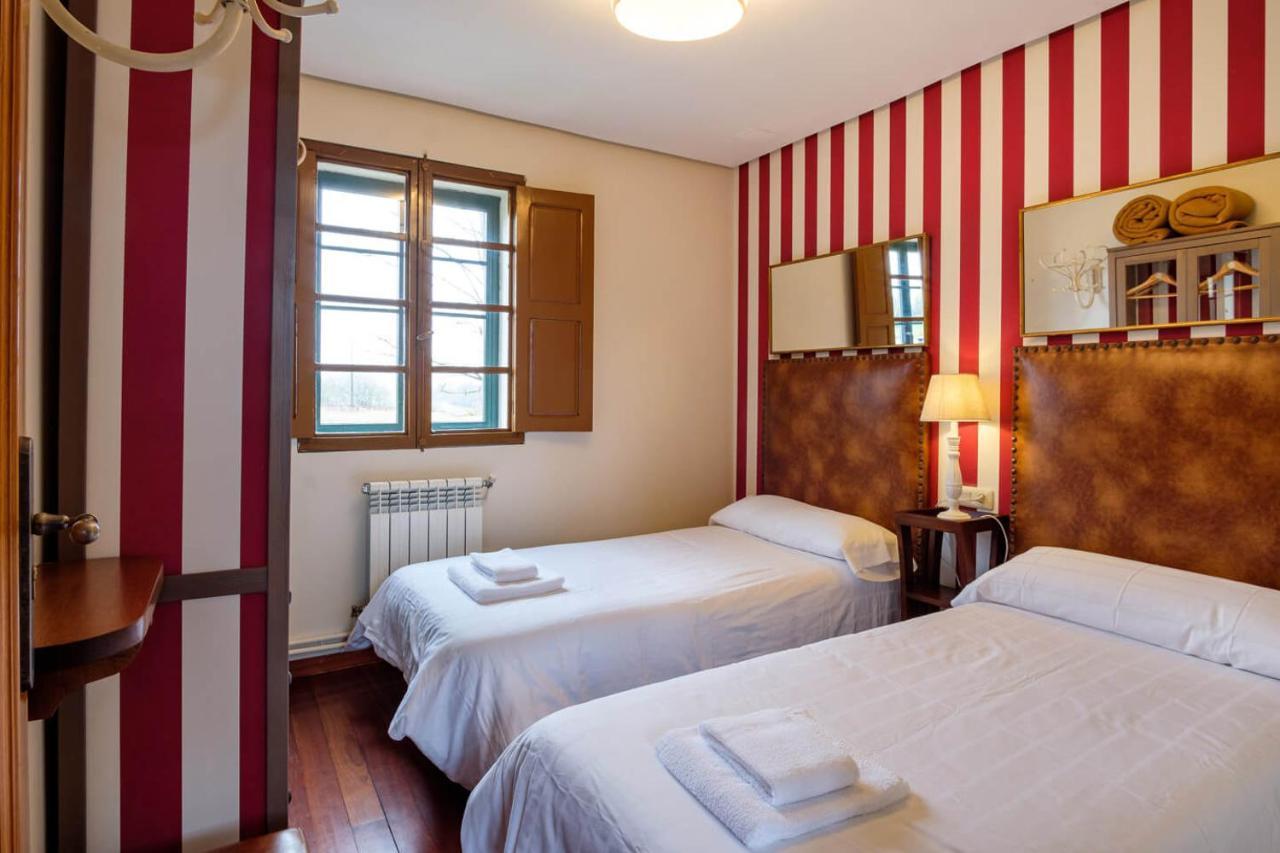 Aldea A Painza Pension Arzúa Buitenkant foto